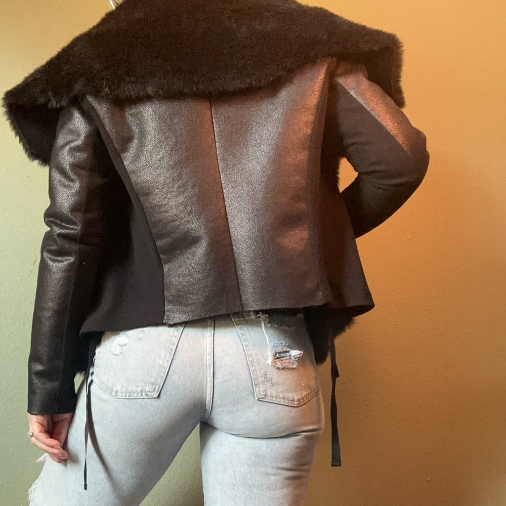 Simply Vera VERA WANG faux fur faux leather jacket - Picture 3 of 9